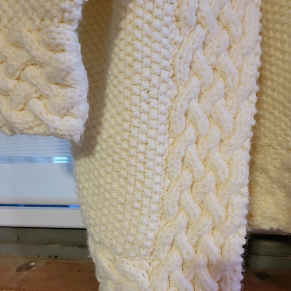 Mary Maxim Women's Cream Cable Knit Cardigan - Picture 6 of 9